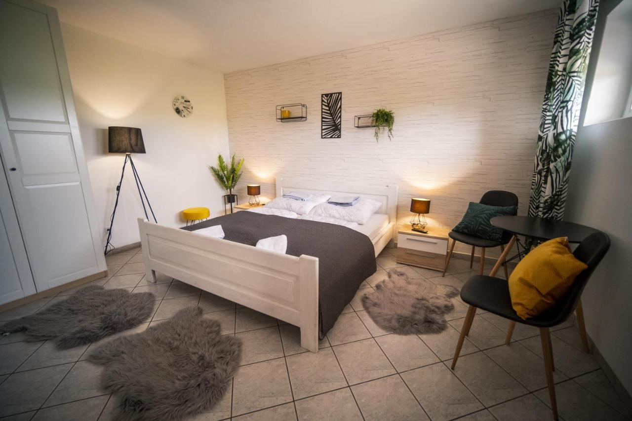 Dom Na Wzgorzu Z Widokiem Na Jezioro Z Balia I Sauna Lipnica  Exteriér fotografie